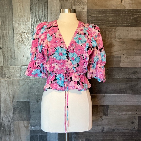 NWT! WAYF wrap top XSmall pastel floral ruffle Barbie hyper feminine resortwear - Picture 6 of 13